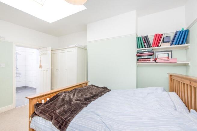 Bedroom with en suit
