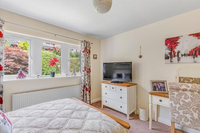 3 bed Bungalow for sale Image 7