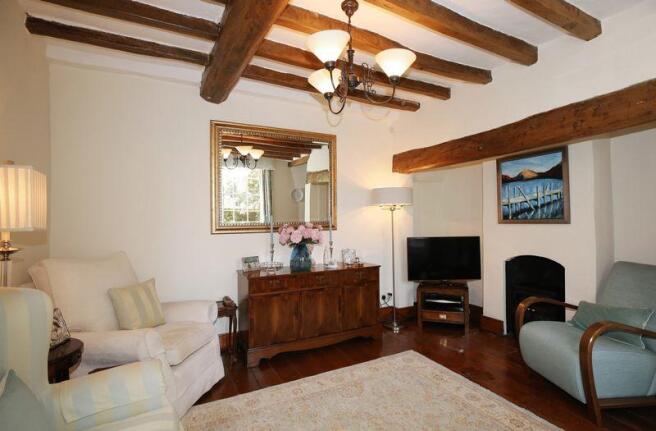 LOUNGE 1