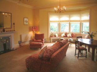 Dining Lounge