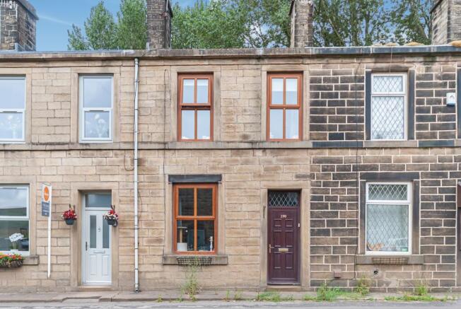 2-bed terraced on Whalley Road, Ramsbottom, BL0, £220,000