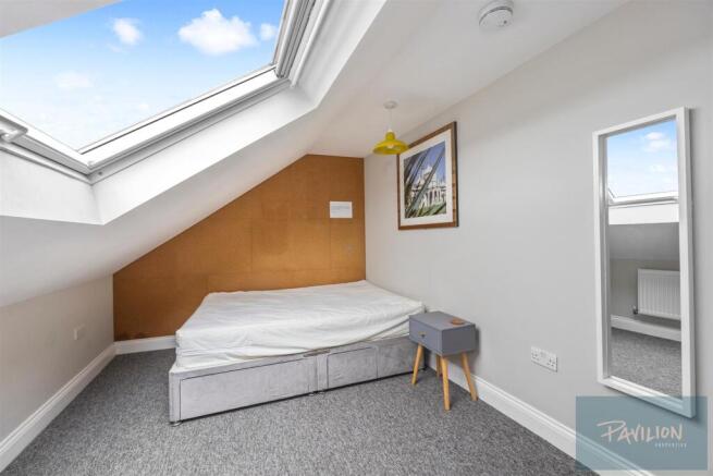 Shanklin Road, 31-002.JPG