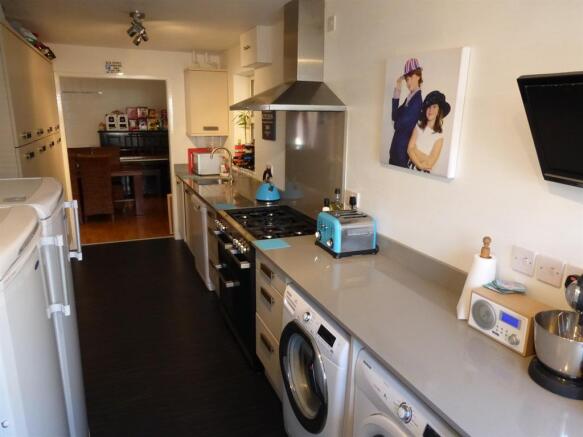Kitchen/breakfast Room