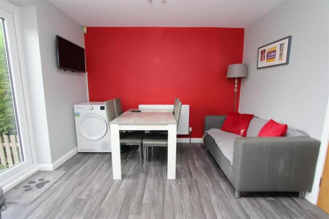 3 bed Semi-Detached for sale Image 7