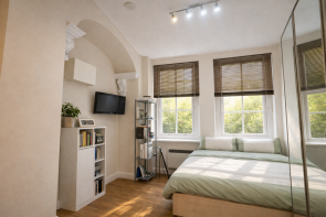 35, Hilldrop Road, London N7 0JE