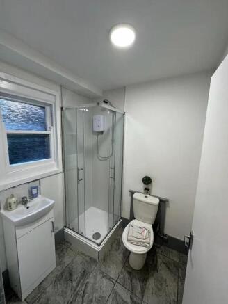 1 bed Not Specified to rent Image 5