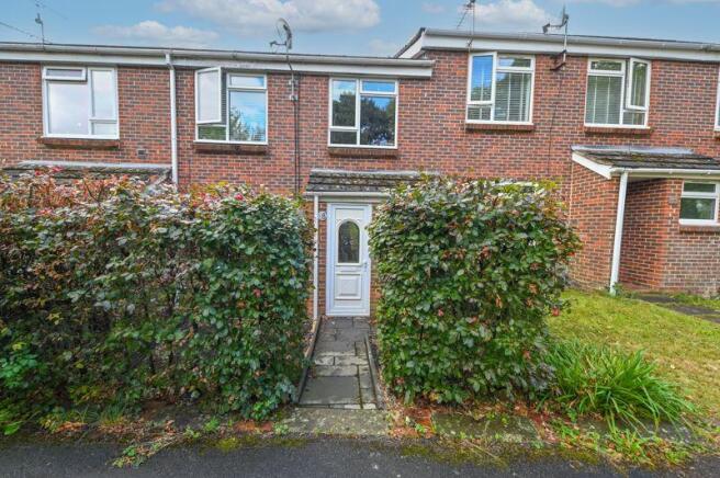 3-bed terraced on Springwood Avenue, Waterlooville, £289,995