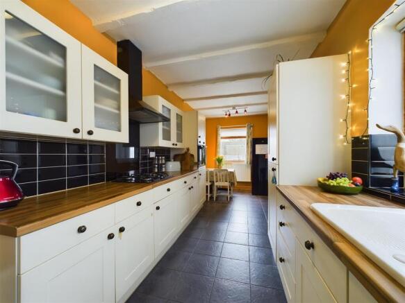Kitchen/Breakfast Room