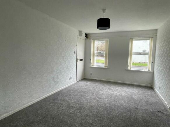 Lounge3.jpg