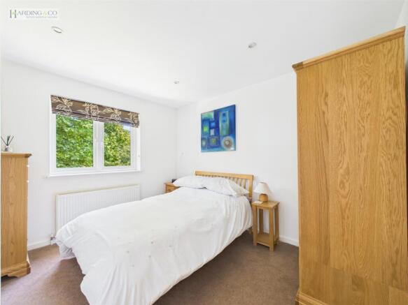 Bedroom 4.jpg