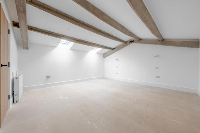 3 bed Barn Conversion for sale Image 11
