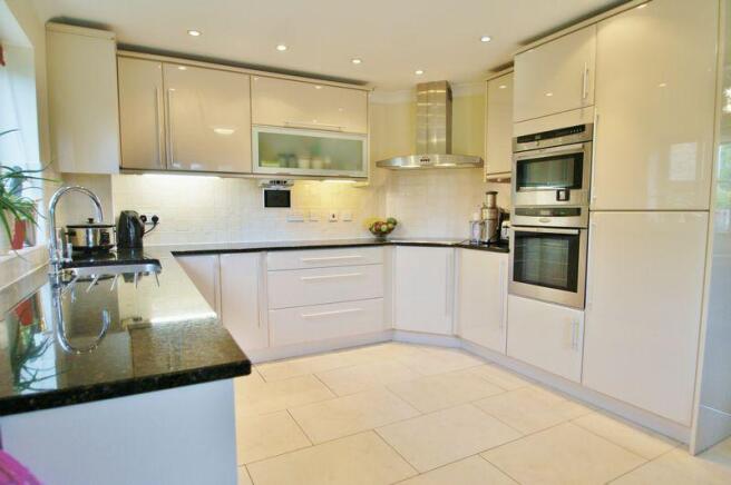 Kitchen/dining room