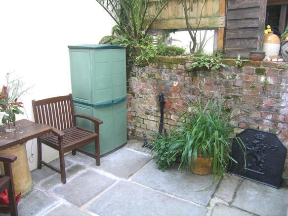 Courtyard Garden