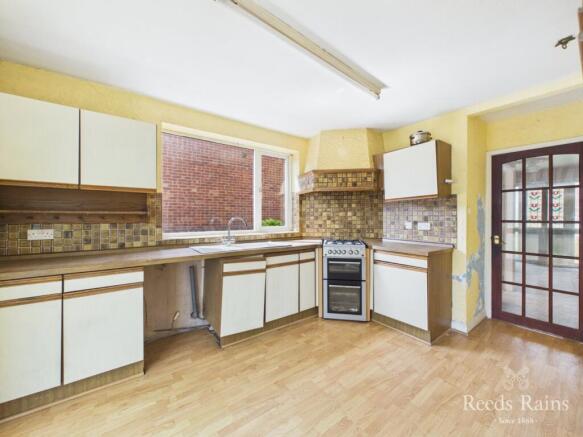 3 bed Semi-Detached for sale Image 12