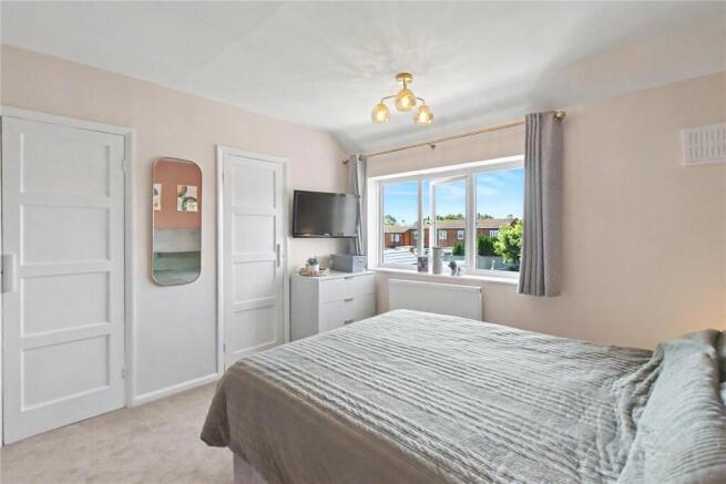 3 bed Terraced for sale Image 10