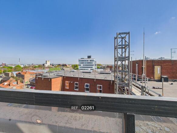 1 bed Apartment to rent Image 12