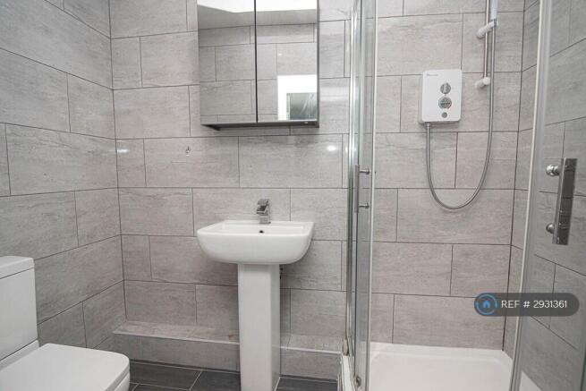 1 bed Flat to rent Image 7