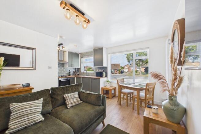 2 bed Bungalow for sale Image 10