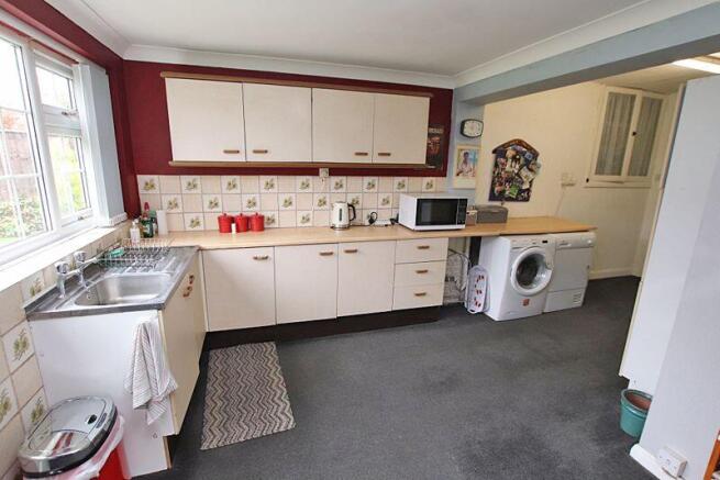 Kitchen dine living photo 2