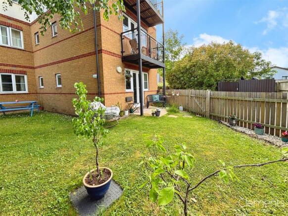 62130e9c-Photo 205-29-25 2C 2010 2036 2054.jpg