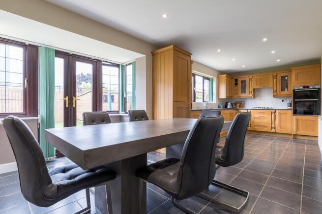 Kitchen Diner