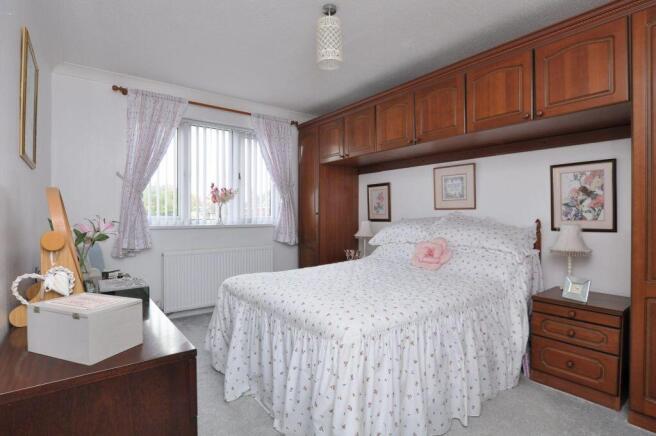 2 bed Flat for sale Image 9