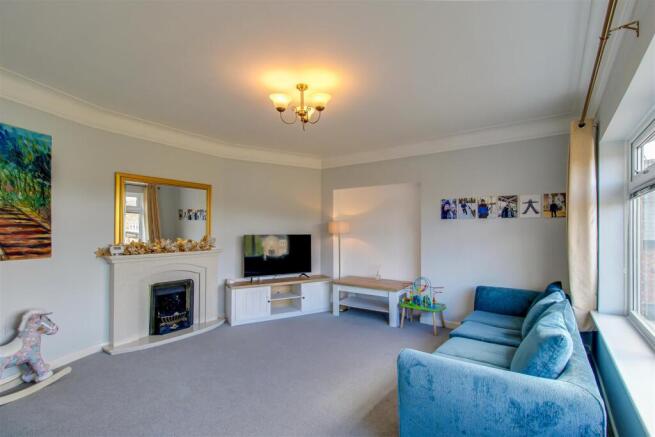 3 bed Detached Bungalow for sale Image 5