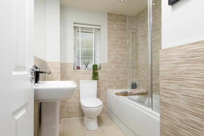 4 bed Detached for sale Image 8