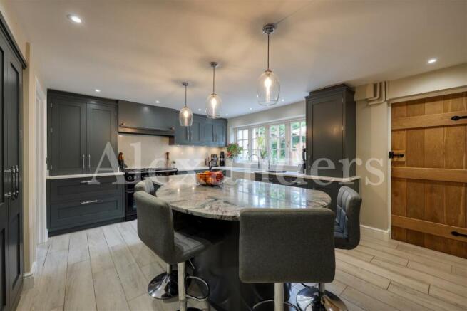 Breakfast Kitchen
