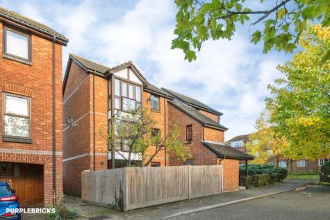 Farriers Road, Epsom, KT17