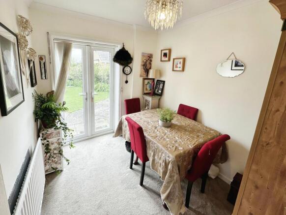 Bedroom 3/Dining Room