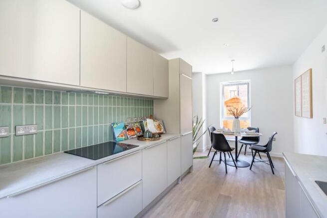 3 bed Semi-Detached for sale Image 7