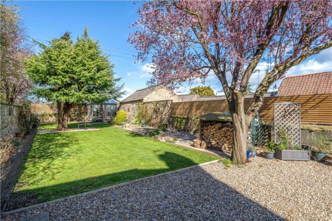 4 bed Detached for sale Image 12