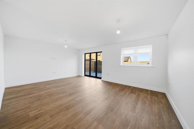 3 bed Detached for sale Image 10
