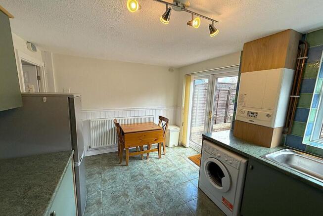 Kitchen 3rd.jpg