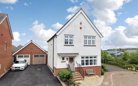Kestrel Way, Dawlish, EX7