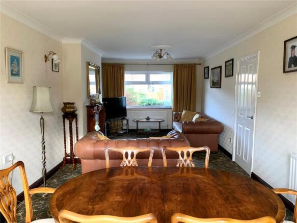 Dining/Lounge