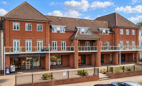 Jubilee Drive, Church Crookham, Fleet