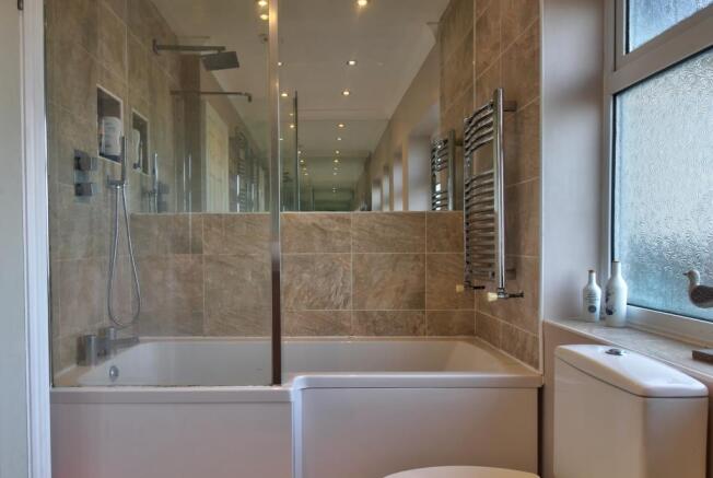Bathroom (3)