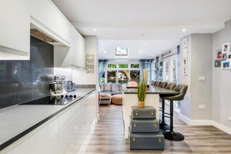 Rushton Drive, Stockport, SK7