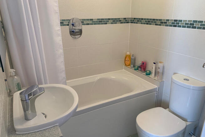 Annxe En-suite Ba...