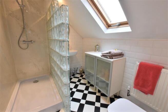 Bedroom Two Ensuite