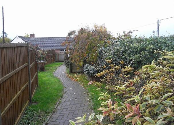 Photo 11