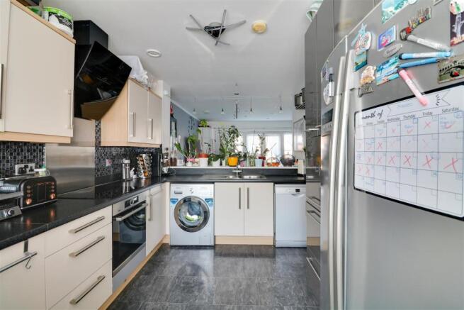 kitchen_edited.jpg