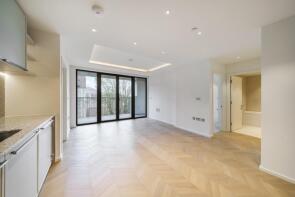 Flat 21, Ayres House, Farnfield Close, Hornsey, London N8 9FH