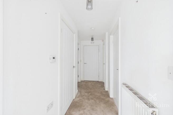 2 bed Apartment for sale Image 5