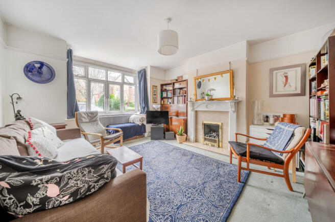 1382215-10-691c64...