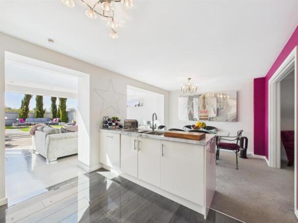 Dining Kitchen