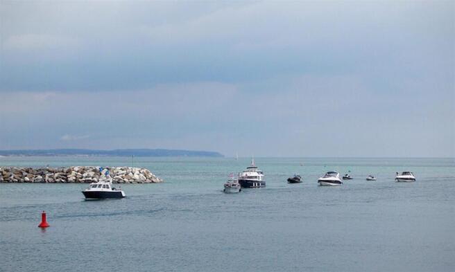 2-bed flat on Anguilla Close, Sovereign Harbour, Eastbourne, £325,000