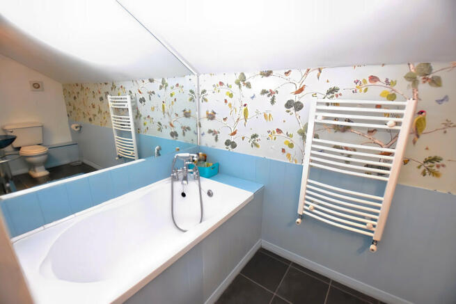 En Suite 2